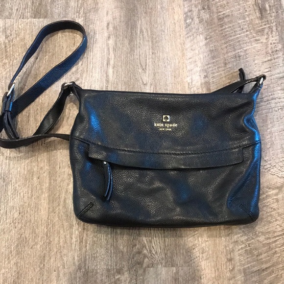 kate spade Handbags - Kate Spade Crossbody Purse